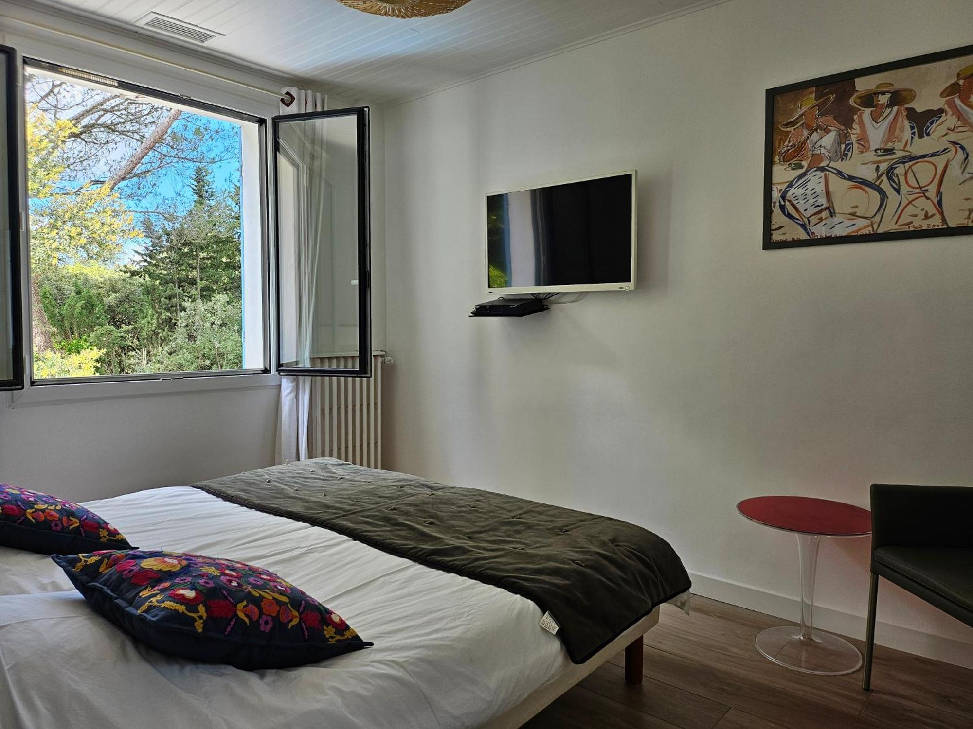 La Luberonne Bed & Breakfast ลูร์มาแร็ง ภายนอก รูปภาพ